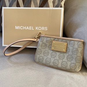 MK wristlet